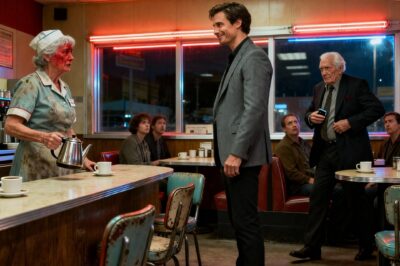 MY HUSBAND REPLACED ME WITH A YOUNGER WOMAN ON CHRISTMAS EVE. I SAT ON A BENCH, SHIVERING IN THE SNOW, WHEN I SAW A BAREFOOT MAN TURNING BLUE, I TOOK OFF MY WINTER BOOTS AND GAVE THEM TO HIM. TWO HOURS LATER, 17 BLACK SUVS SURROUNDED ME. THE MAN STEPPED OUT SIMPLY SAID SOMETHING THAT…